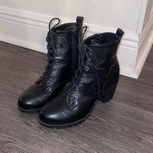 Black Boots